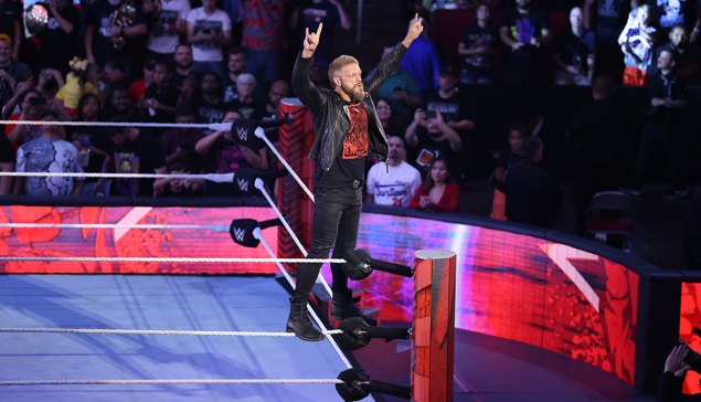 Edge sera à WWE RAW pour le show de Toronto 2022