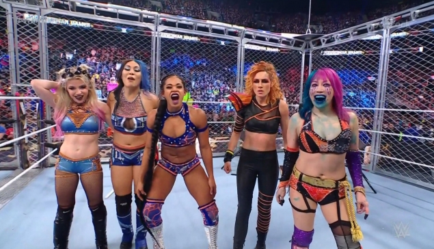 Survivor Series : Becky Lynch et Bianca Belair écrasent Damage Control