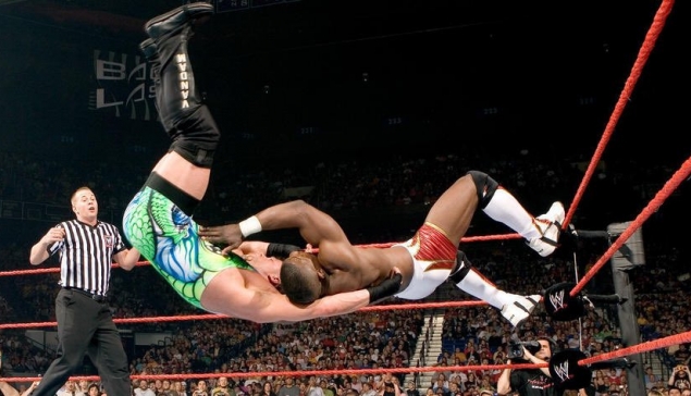 Rob Van Dam revient sur le renvoie de Shelton Benjamin de la WWE