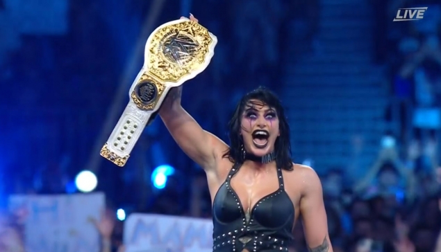 Rhea Ripley contre Becky Lynch pour WrestleMania 40 est officiel